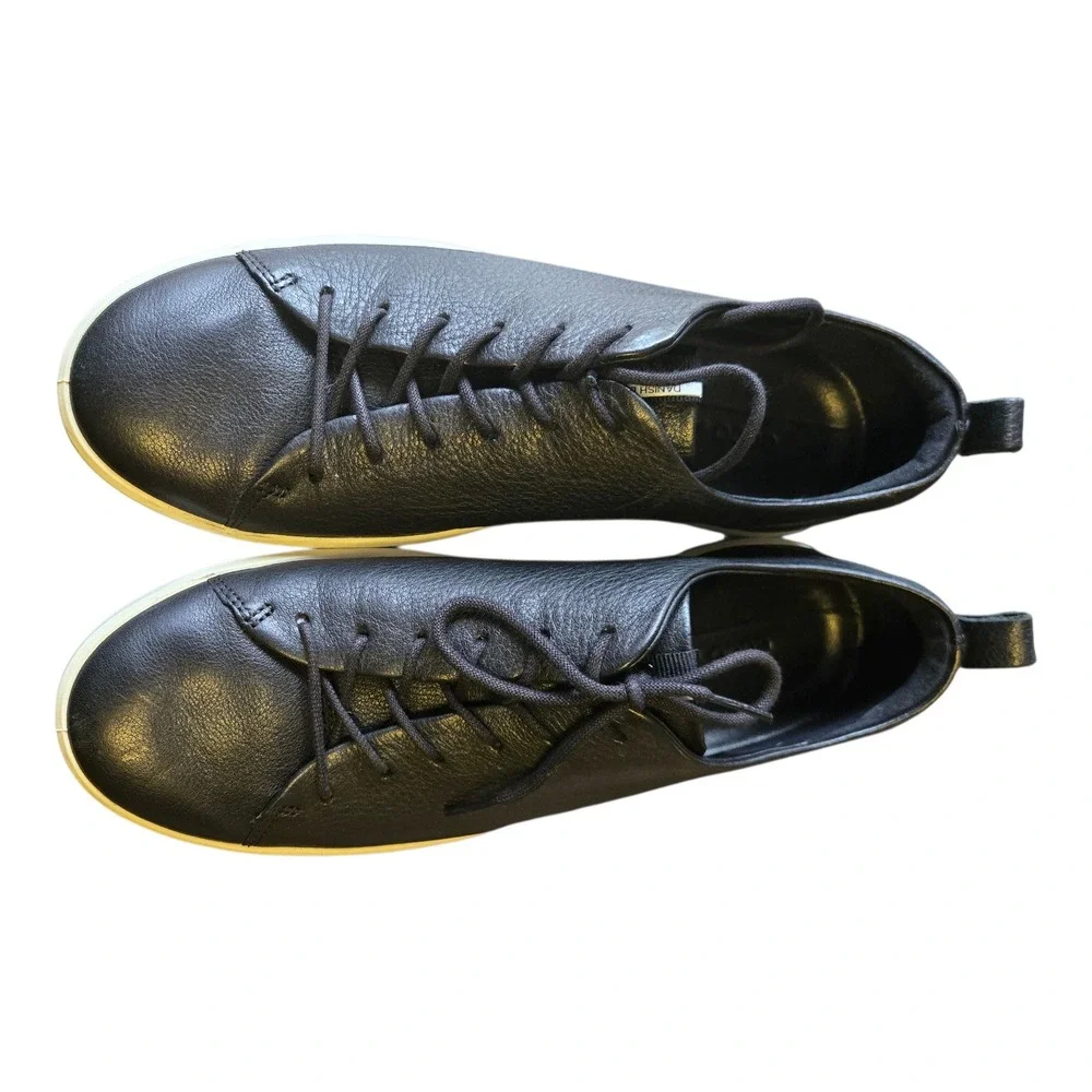 Ecco extra width